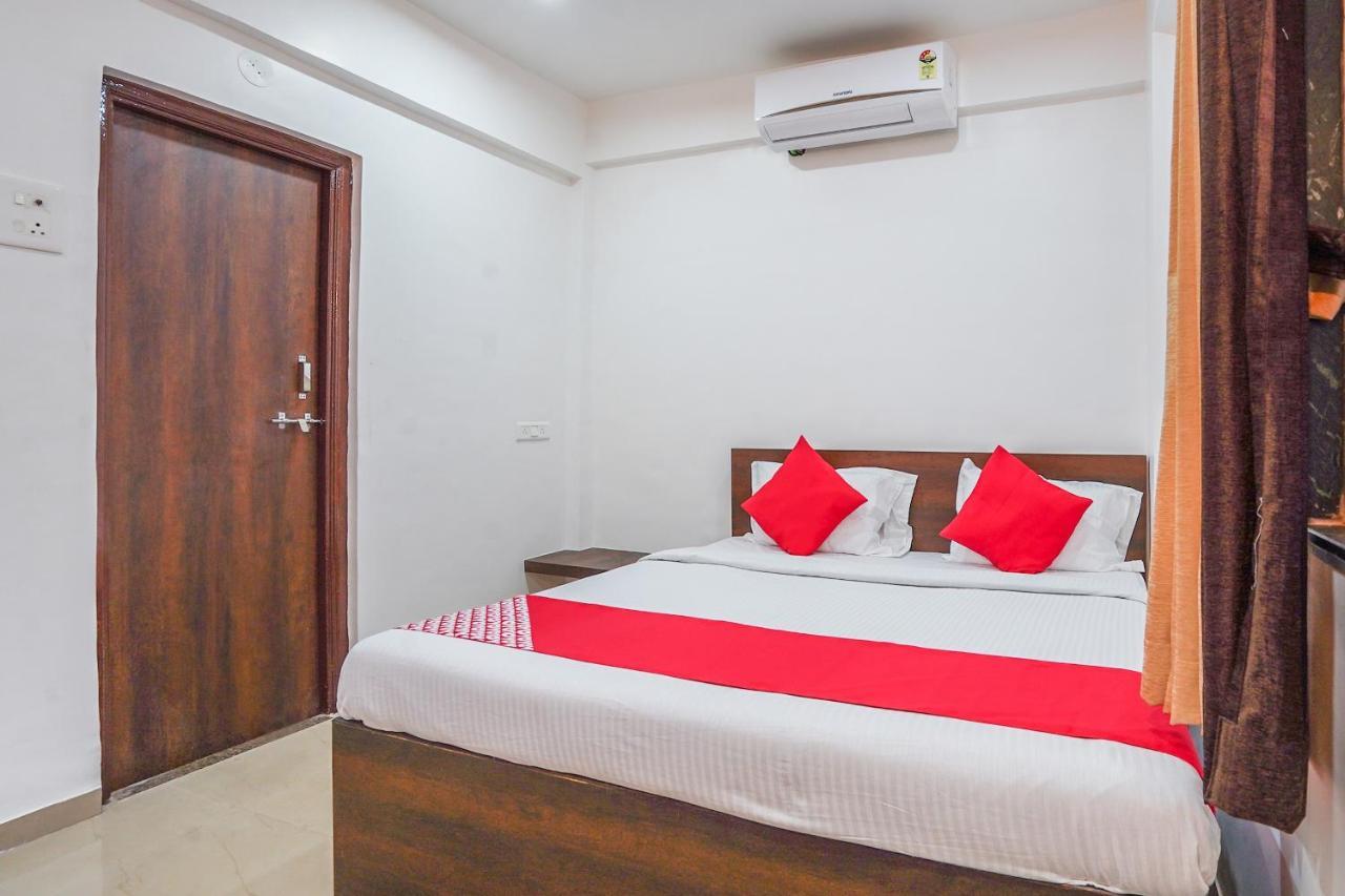Oyo Flagship 70264 Hotel Vrindavan Mangvadi Exterior foto